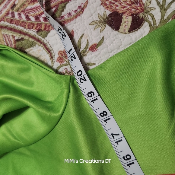 Grinch Lime Green Kids Pullover Hoodie - Picture 6 of 12